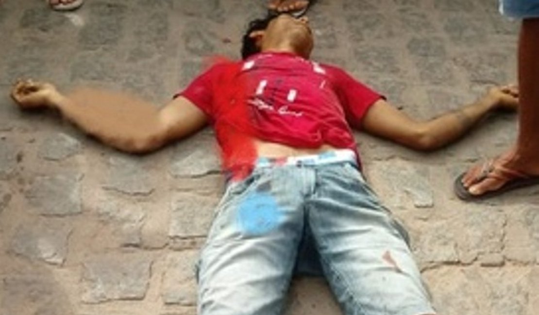 Homem morre esfaqueado durante feira livre em Teotônio Vilela