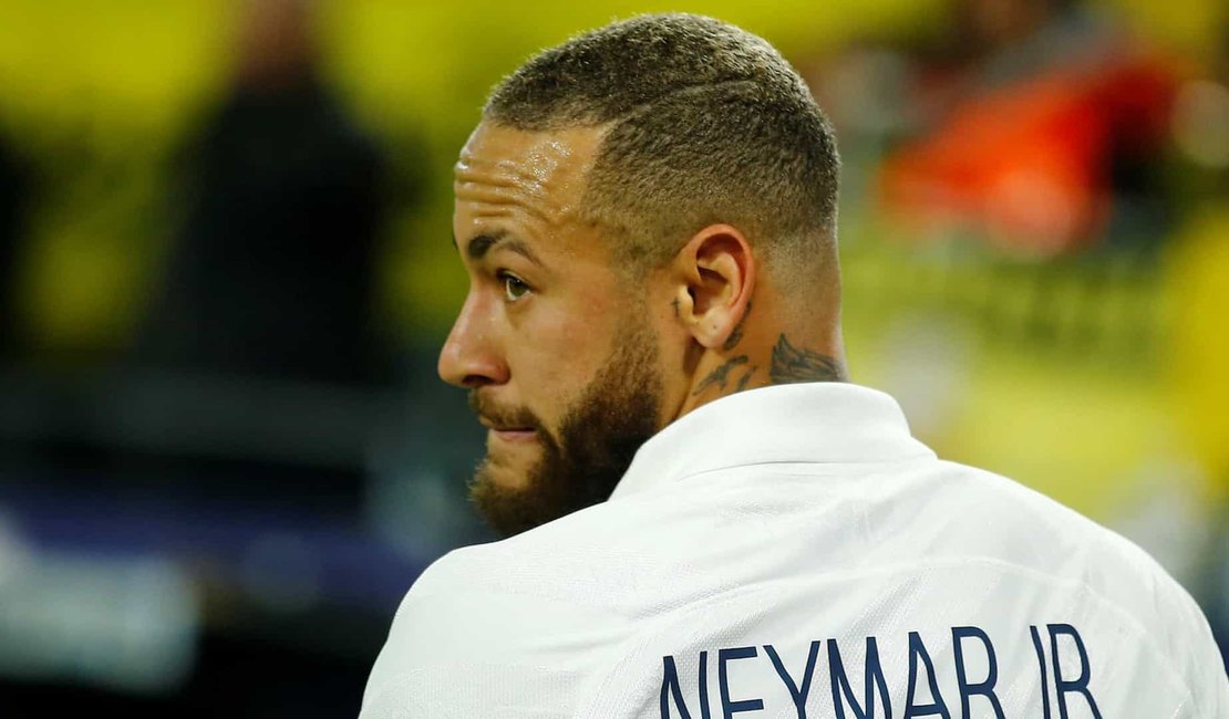 Neymar não aceita proposta de renovação do PSG, diz jornal