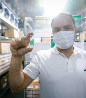 Governador anuncia chegada de novo lote de vacinas contra a Covid-19