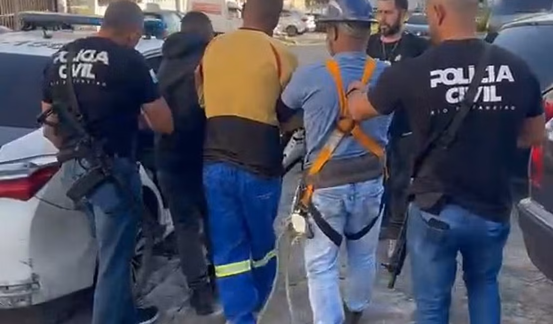 Quadrilha ﻿que usava uniformes falsos e caminhão com guindaste para furtar ﻿transformadores de energia é presa