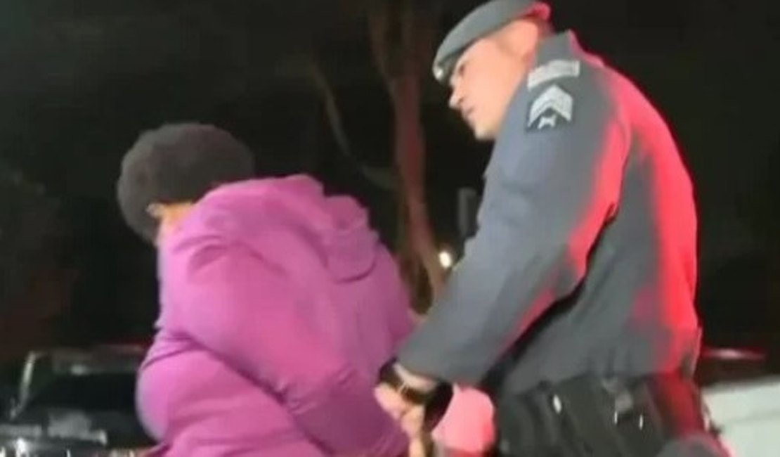 Mãe é suspeita de matar filha e esconder corpo em geladeira