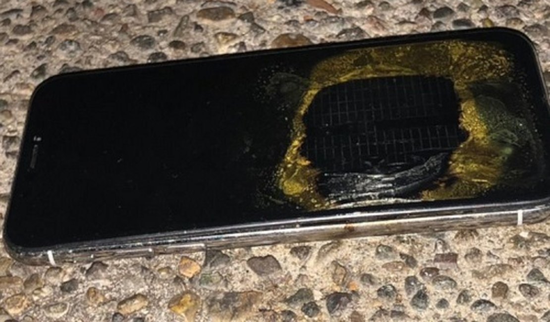 Explosão de aparelho celular deixa funcionário de supermercado ferido, em Arapiraca
