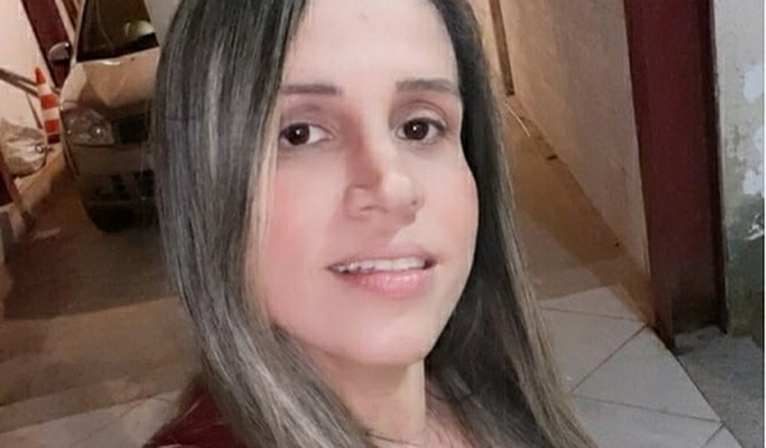 Vacinada contra Covid, carioca relata dor e febre, mas se diz “muito feliz”