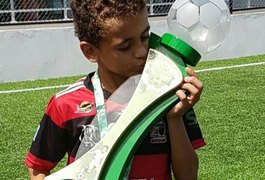 Após passar em testes, arapiraquense de apenas 8 anos será avaliado pelo Flamengo no RJ