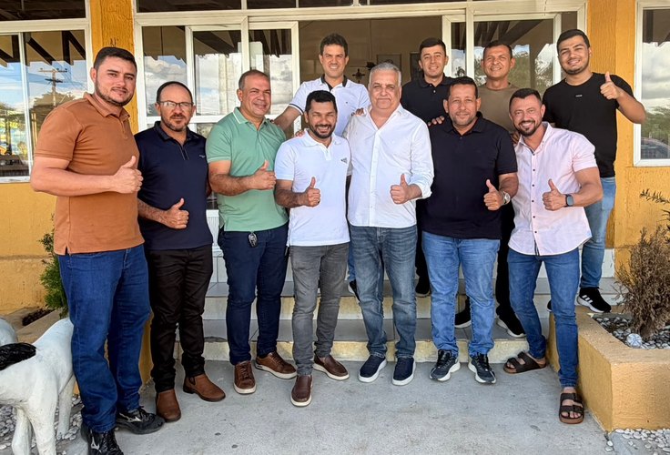 Pré-candidatura de Alfredo Gaspar ao Senado ganha força no Agreste com adesão em massa de vereadores de Feira Grande
