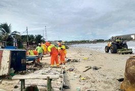 Após chuvas, 157 toneladas de lixo foram recolhidas na Praia da Avenida