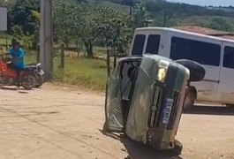 Acidente entre carro e van deixa feridos na AL-130, no Sertão alagoano