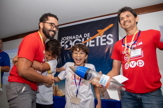 Escola Virgem dos Pobres conquista tricampeonato na MOBFOG e se destaca em competição nacional