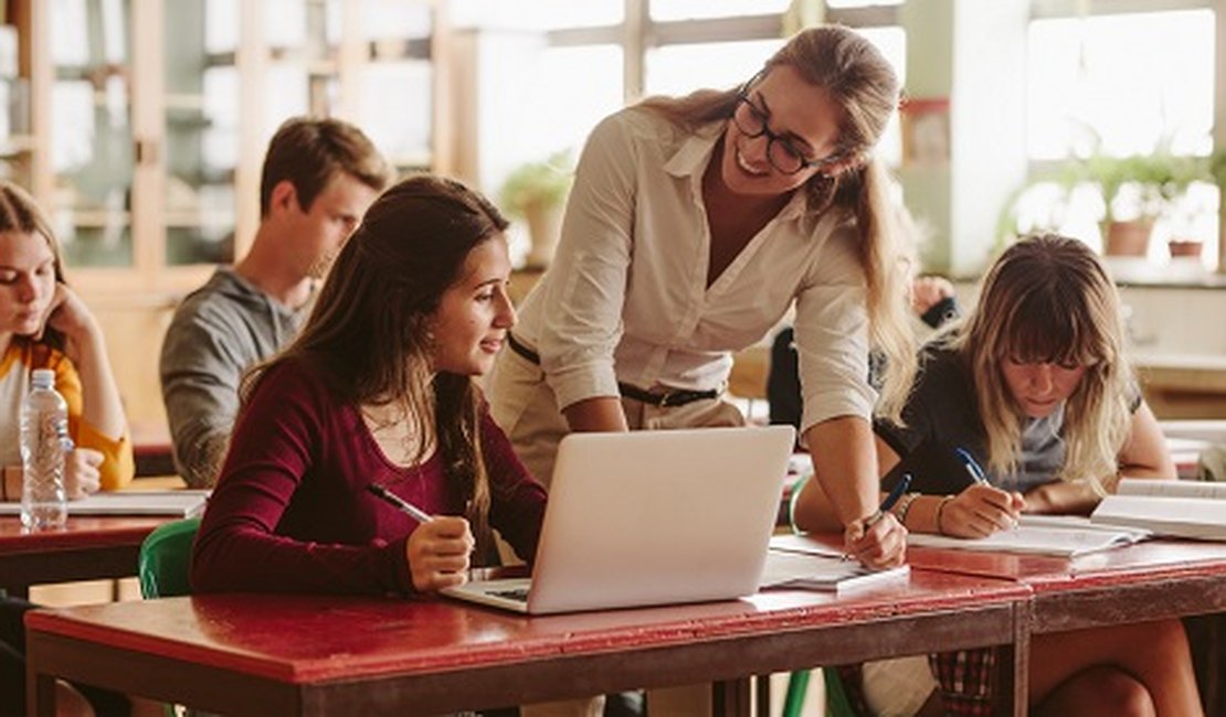 Apenas 2% das escolas públicas do Brasil oferecem condições satisfatórias de aprendizado