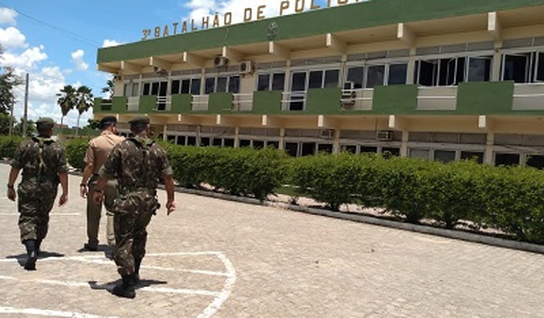 3º BPM em Arapiraca recebe visita do comandante do 59º Batalhão de Infantaria Motorizada