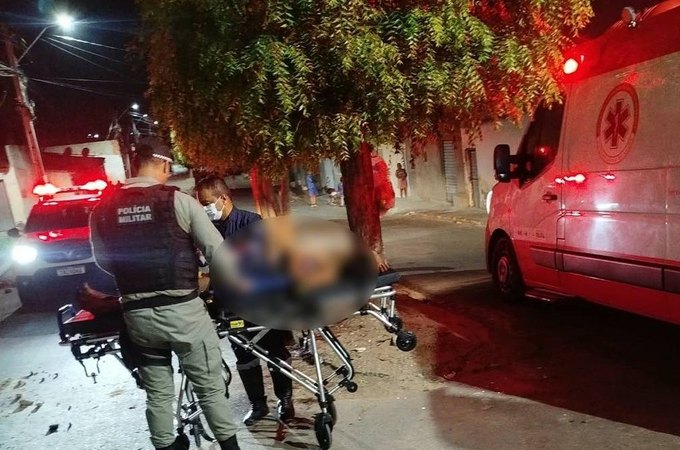 Mulher é resgatada ensanguentada após tentativa de feminicídio em Piranhas, no Sertão de Alagoas