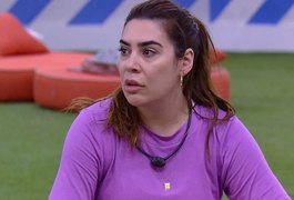 Após ser mandada para o paredão, Naiara planeja se vingar de Jade, caso peque o anjo