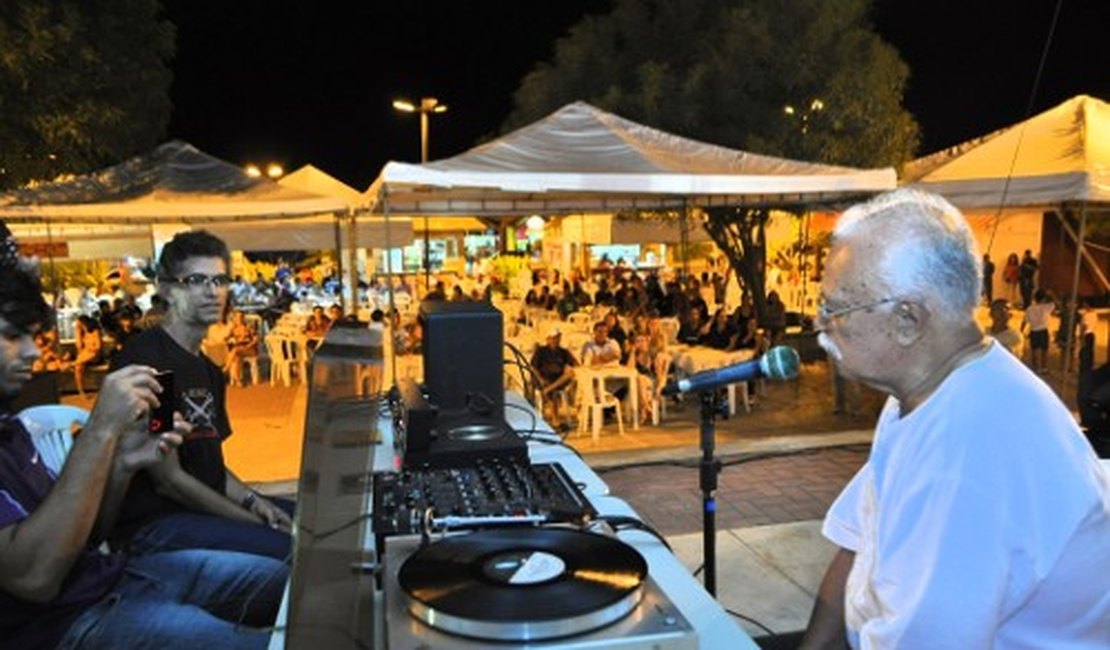 Point de gerações arapiraquenses, Bar do Paulo completa 40 anos