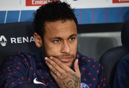 Neymar pega três jogos de punição por agredir torcedor em jogo do PSG