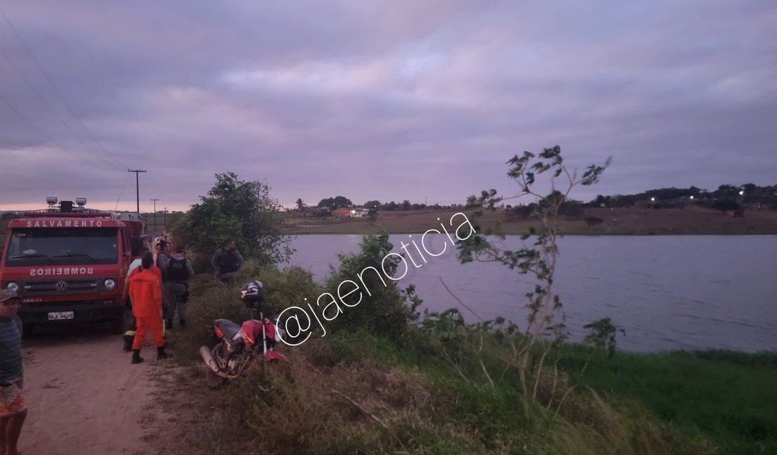 Corpo de jovem que morreu afogado em açude é encontrado em Feira Grande