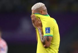 Após derrota, Richarlison lamenta eliminação nas redes sociais: 'Ferida aberta pra sempre'