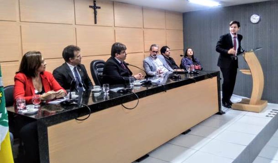Câmara Municipal de Arapiraca realiza audiência pública para debater fraude dos diplomas falsos