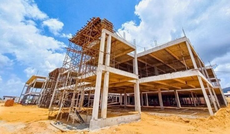 Hospital Regional do Médio Sertão, em Palmeira, está 40% pronto; Paulo Dantas visitou obra nesta quarta (16)