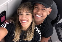 Lorena Improta sobre idas e vindas com Léo Santana: 'Somos transparentes'