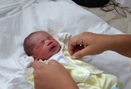 Mulher dá à luz durante visita no presídio Cyridião Durval