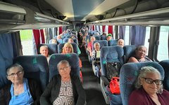 Idosos de Traipu vivenciam dia de lazer e integração em passeio promovido pela Assistência Social