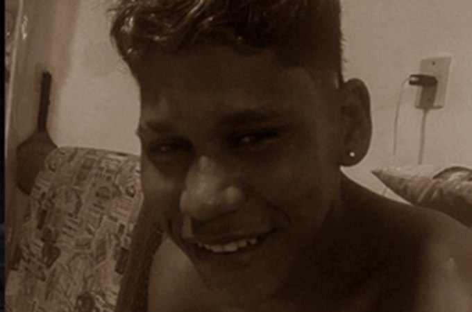 Jovem é morto com tiro na cabeça após ajudar a descarregar mudança em Jequiá da Praia