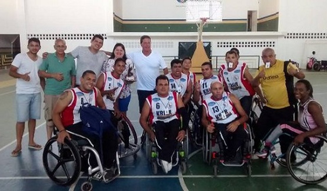 Time de basquete da Adfima representa AL em campeonato regional