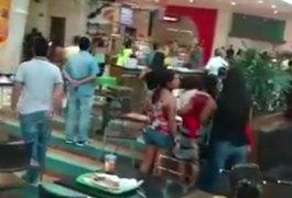 Tumulto provoca correria em shopping da parte alta da capital; assista