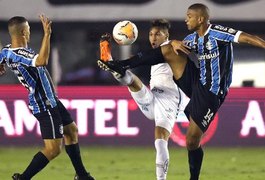 Santos faz 4 a 1 no Grêmio e volta à semi da Libertadores após oito anos