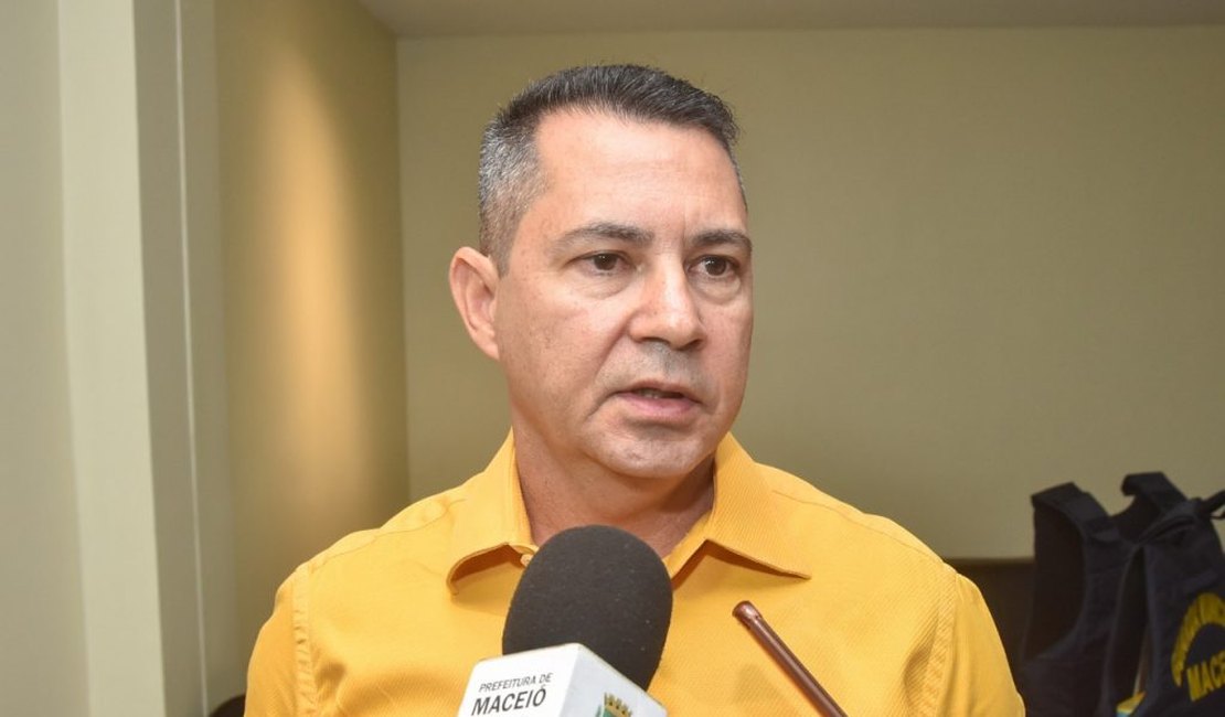 Secretário municipal em Maceió, Enio Bolivar, avalia trabalho a frente da Semscs