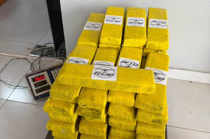 Operação integrada apreende 60 kg de drogas e mil cigarros eletrônicos em Arapiraca
