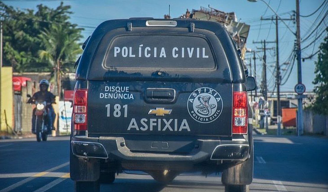 Polícia prende casal suspeito de assassinato para ficar com herança em Coruripe