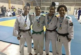 Alunas do Instituto Andrade representam Alagoas em competição de Judô na Bahia