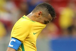 Vidente que 'acertou' acidente da Chapecoense prevê Neymar fora da Copa