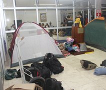 Estudantes deixam gabinete da Reitoria da Ufal após oito dias de ocupação