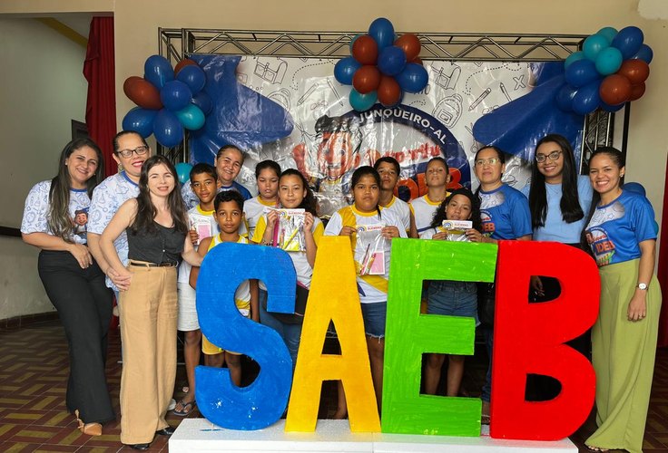 Junqueiro continua investindo em preparação para o SAEB