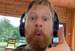 Ator de Game of Thrones morre aos 35 anos após luta contra doença rara