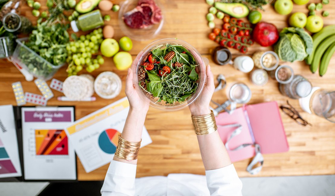 Dia da Saúde e Nutrição: especialista alerta sobre os perigos da má alimentação