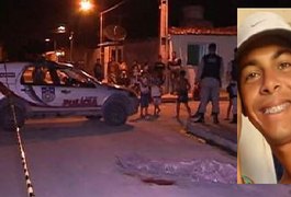 Jovem é assassinado a tiros por dupla em moto, em Marechal Deodoro