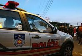 Dupla atira contra residência na zona rural de Arapiraca