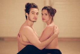 Tiago Iorc finalmente classifica sua relação com Bruna Marquezine