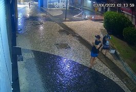 Loja de calçados é arrombada e furtada em Arapiraca; Assista