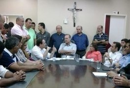 Se não for candidato, Renan sinaliza apoio a Luciano Barbosa ao governo do Estado