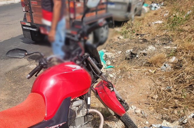 Motociclista de aplicativo fica ferido após colisão, em Arapiraca