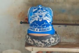 Jovem é flagrada tentando furtar produtos de supermercado no Centro de Arapiraca