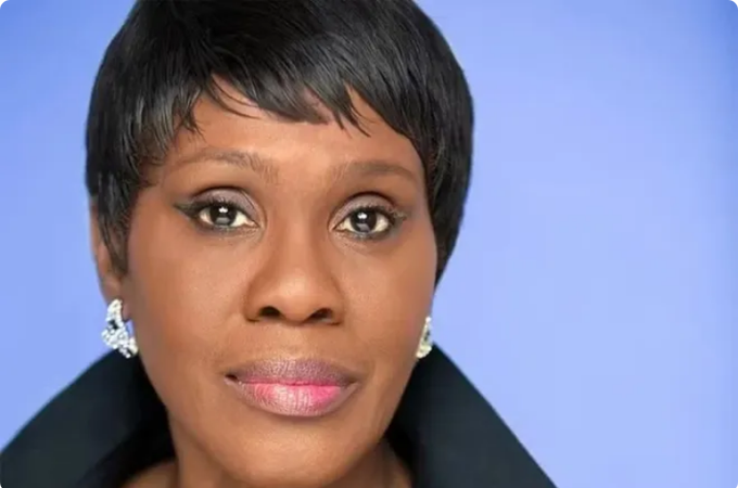 Morre aos 66 anos Dee Freeman, atriz de Dexter e Arquivo X