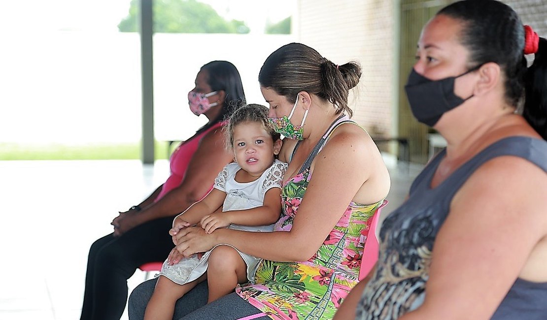 Projeto Mãe Beleza Radiante atende mulheres do Campo Redondo, em Penedo