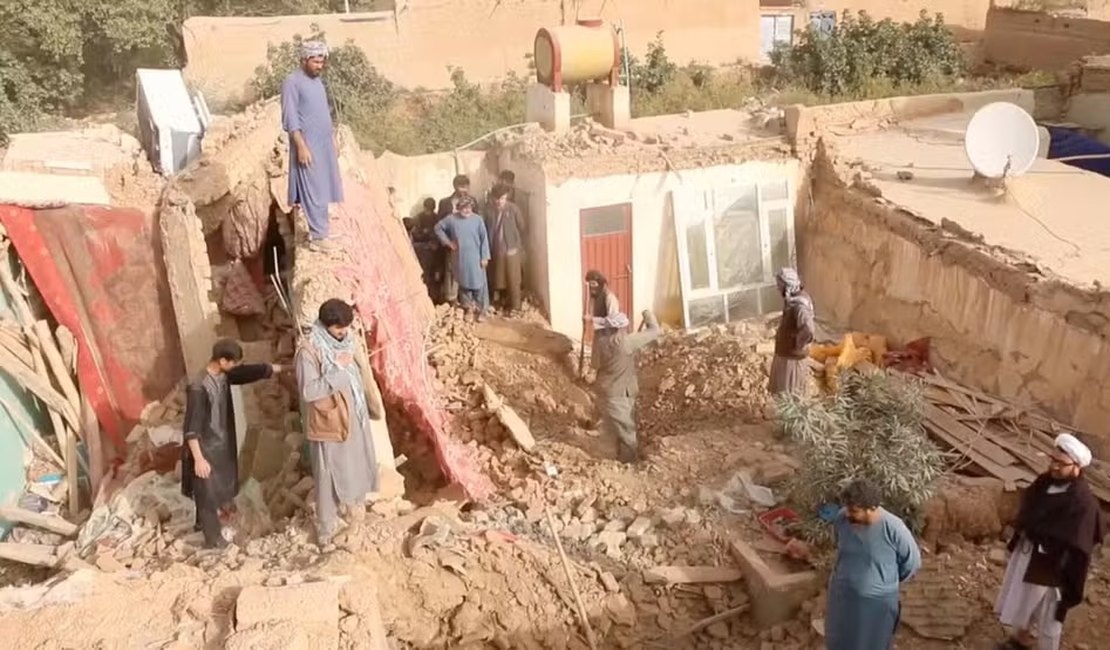Terremoto de magnitude 6,3 deixa 20 mortos e mais de 500 feridos no Afeganistão
