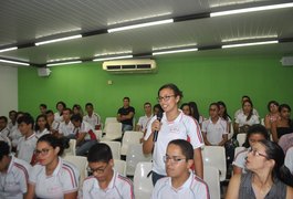 Estudantes do Quintela participam de sessão da Câmara Municipal de Arapiraca