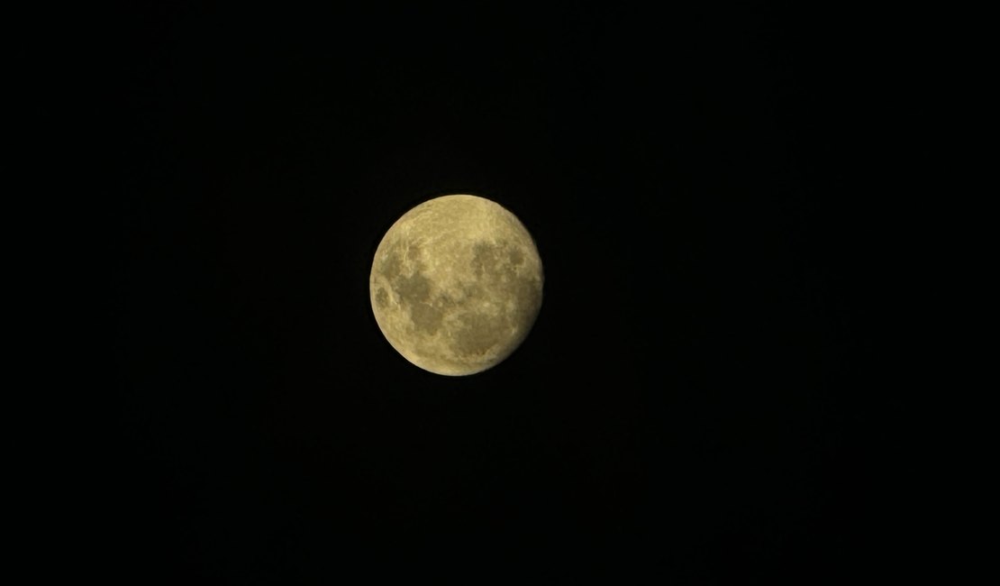 Maior Superlua do ano aparece no céu nesta quinta (17)